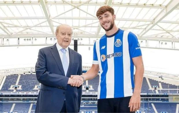 "Mançester Siti"dən son gündə 60 milyonluq transfer - RƏSMİ 