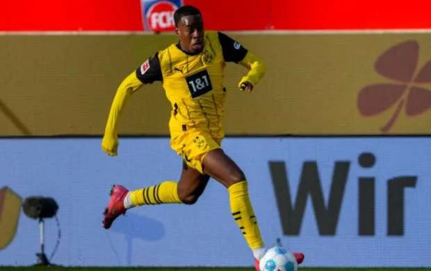 "Borussiya Dortmund"un vingeri vətəninə qayıdır - 100 milyonluq təklif 