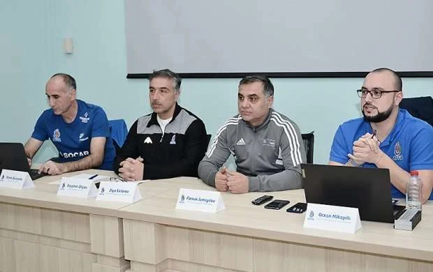Məşqçi kursları başladı 