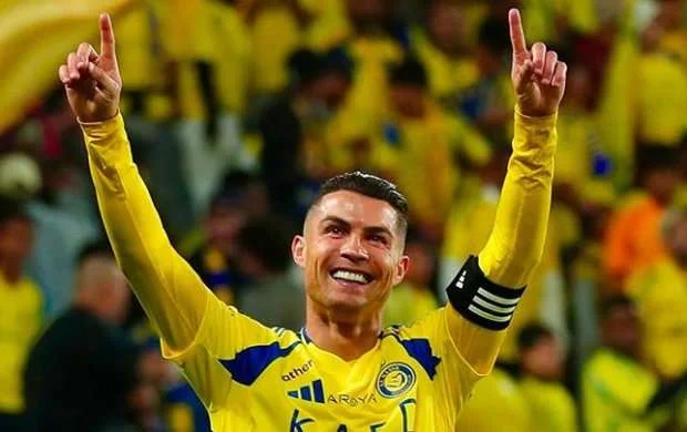 Ronaldu kumirlərinin adlarını dedi: "Oyunlarına baxa-baxa böyümüşəm" 