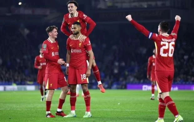 "Liverpul"un yayda vidalaşmaq istədiyi 5 futbolçu müəyyənləşdi - ADLAR 