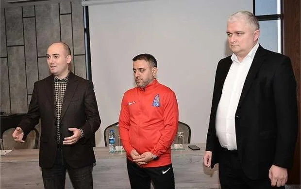 AFFA rəhbərliyi U-21-in düşərgəsini ziyarət edib 