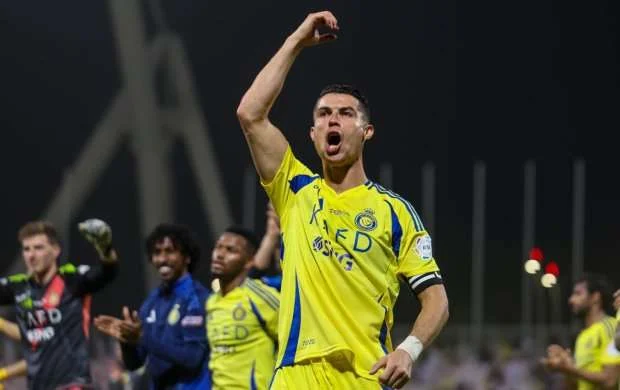 "Ronaldu ilə razılaşa bilmərəm" - Yap Stam 