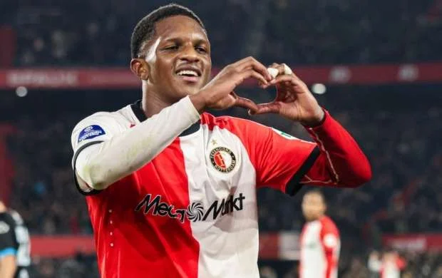 "Feyenoord"un gənc ulduzunu iki Avropa nəhəngi istəyir 