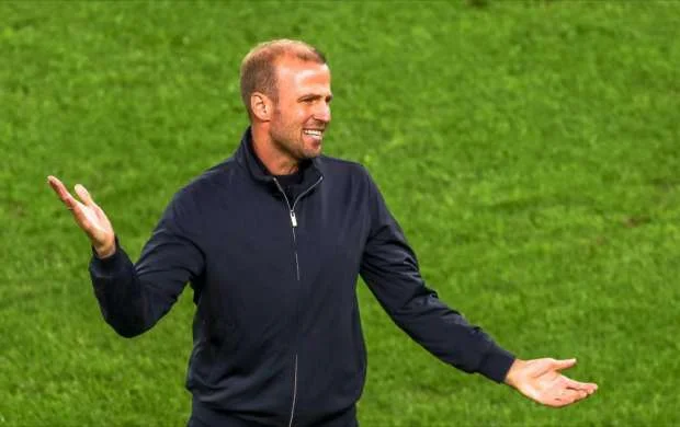 Bundesliqa klubu baş məşqçisi ilə bağlı qərarını verdi - RƏSMİ 