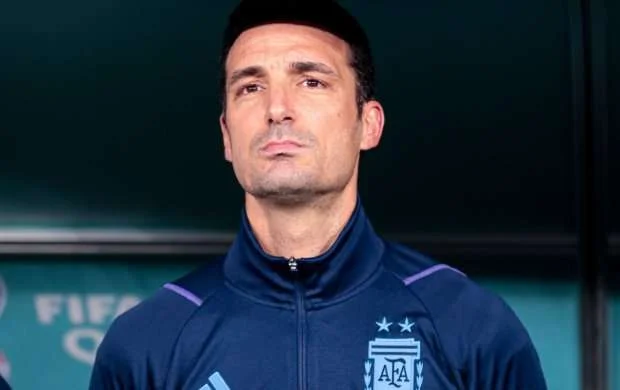 "Düzünü desəm, onu Messi ilə müqayisə etmək..." - Lionel Skaloni 