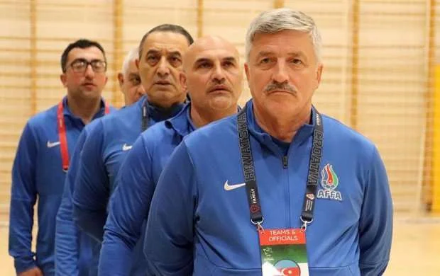 "Rəqib kobud səhvlərimizdən maksimum faydalandı" - Millinin baş məşqçisi 
