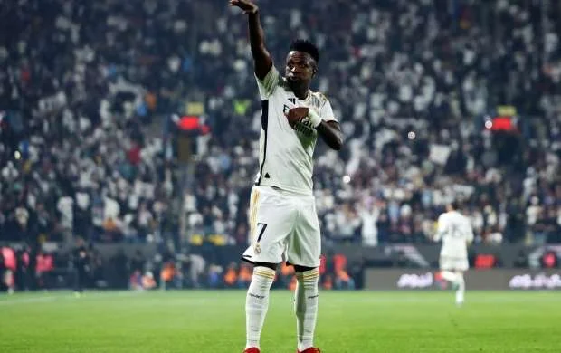 Vinisius yalnız Messi və Jordi Albadan geri qalır 