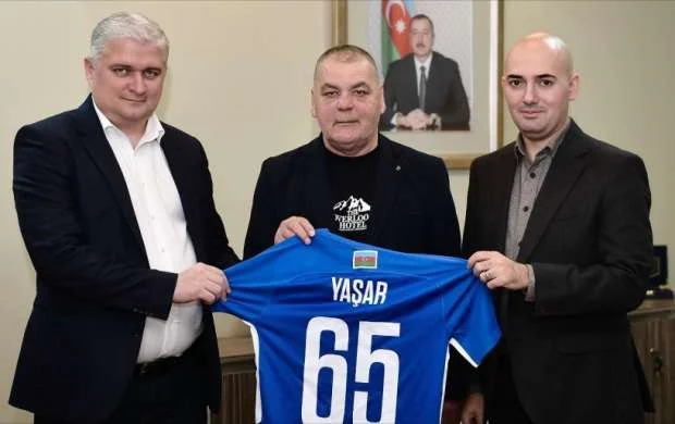 AFFA Vahabzadənin yubileyini təbrik etdi 
