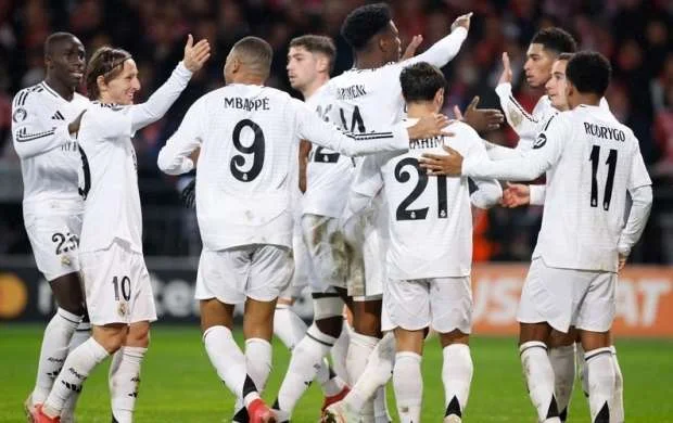 "Real Madrid" 3 futbolçusunu göndərməyə qərar verdi - ADLAR 