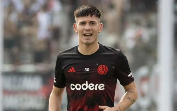 "Mançester Siti" 17 yaşlı argentinalını 45 milyona alır 