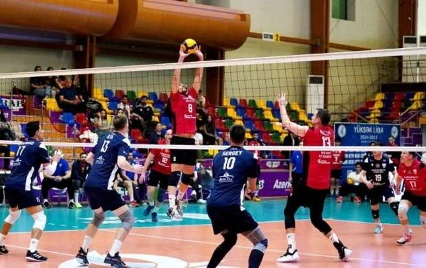 "Azərreyl" ilk final görüşündə rəqibinə set vermədi 