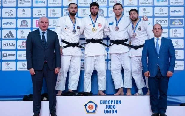 AÇ: Millimiz 5 medalla 10-cu oldu 