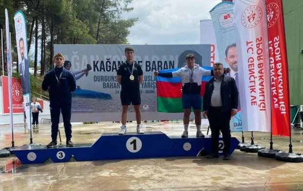 Azərbaycan avarçəkənləri Türkiyədə 2 medal qazandılar 