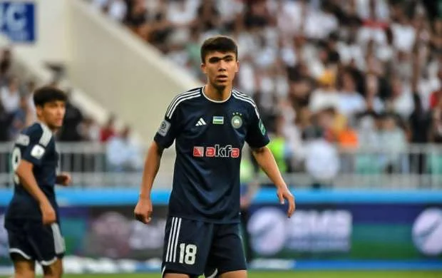 Daha bir özbək futbolçu İngiltərə klubunda - SON DURUM 