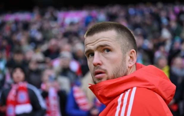 "Bayern Münhen"in müdafiəçisi Fransa klubu ilə anlaşdı 
