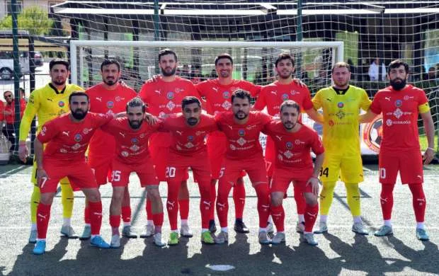 ML: Azərbaycan millisi yarımfinala yüksəldi 