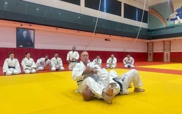 Cüdo hakimləri üçün nəzəri və praktiki seminar təşkil olundu 