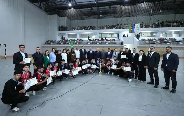 Müstəqillik gününə həsr olunan turnirin qalibləri mükafatlandırıldı 