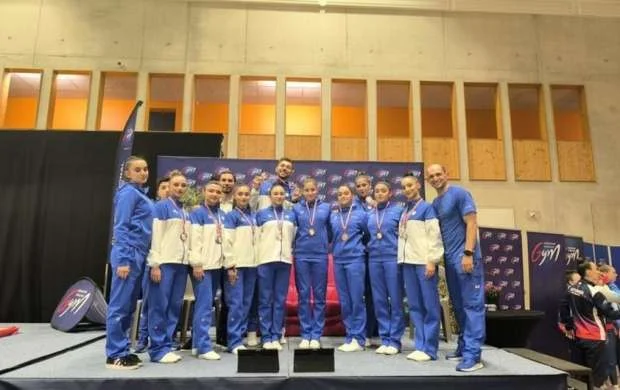 Azərbaycanın aerobika gimnastları Fransada medallar qazandılar 