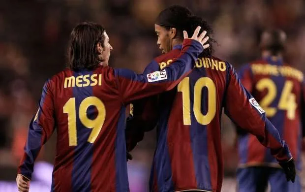 "Biz Messi ilə tarixə düşmüşük, indi növbə..." - Ronaldinyo 
