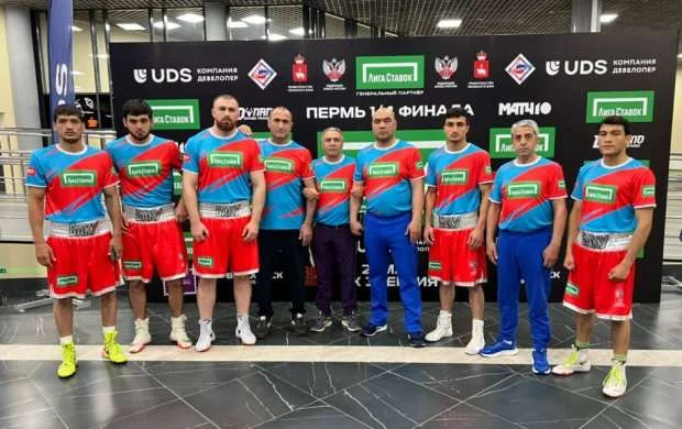 “Qələbə Kuboku”: Azərbaycan boksçuları Rusiyada yarımfinala yüksəldi 