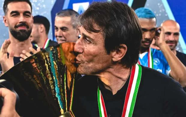 Konte çempionluq təəssüratlarını bölüşdü - "Mən də qalibəm, o da" 