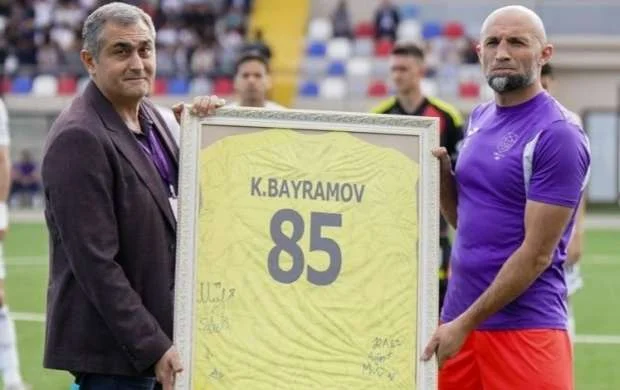 "Şamaxı"nın kapitanı karyerasını bitirdi 