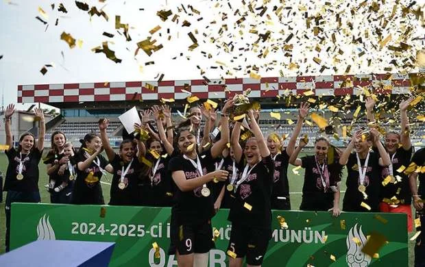 AFFA U-17 Qızlar Liqasının qalibləri mükafatlandırıldı 