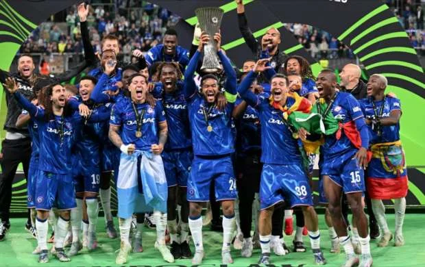İngiltərə futbolu tarixində bu qədər kubok qazanılmamışdı 