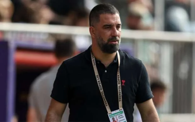 Arda Turan "Şaxtyor"un transfer planlarından danışdı 