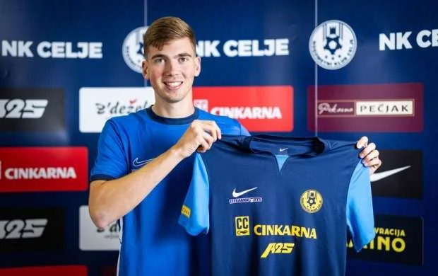 "Sabah"ın rəqibi Zaqreb "Dinamo"sunun futbolçusu ilə gücləndi - RƏSMİ 