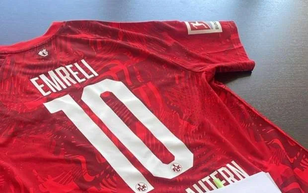 Mahir Emreli Almaniya klubuna transfer olundu 
