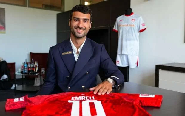 "Kayzerlautern"in stadionundakı ab-hava və azarkeşləri yaddaşımda qalmışdı" - Mahir Emreli 