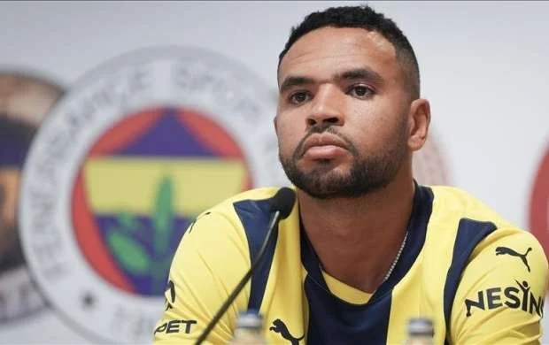 "Fənərbağça"nın ulduzu 3 klubdan təklif aldı 