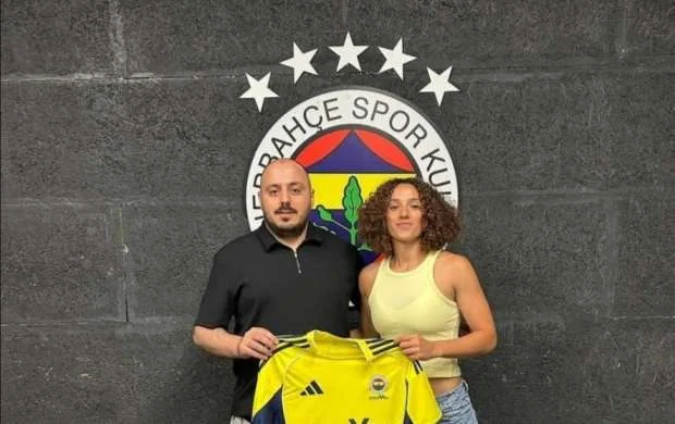 Azərbaycan millisinin üzvü "Fənərbağça"ya transfer olundu 