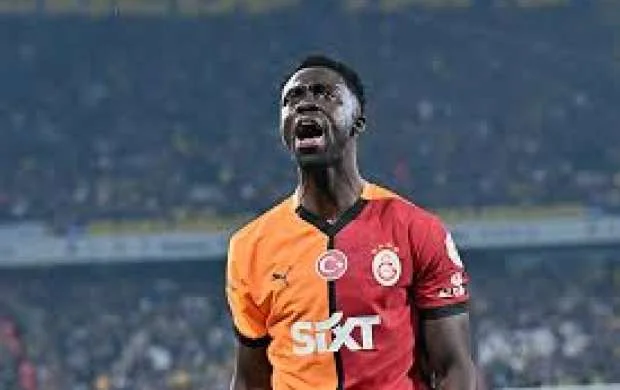 Sesk Fabreqasın klubu "Qalatasaray"ın futbolçusuna elçi düşüb 