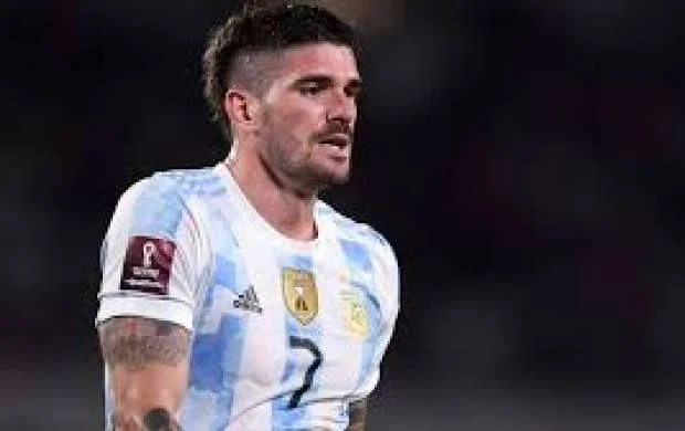Argentina millisinin ulduzu Messi ilə komanda yoldaşı olacaq 