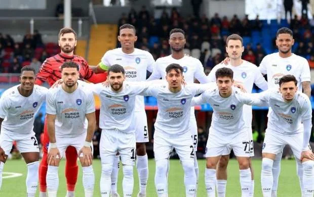 "Turan Tovuz"dan Türkiyədə heç-heçə 
