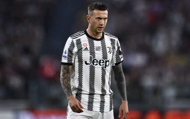 "Bolonya" heyətini italiyalı futbolçu ilə gücləndirib 