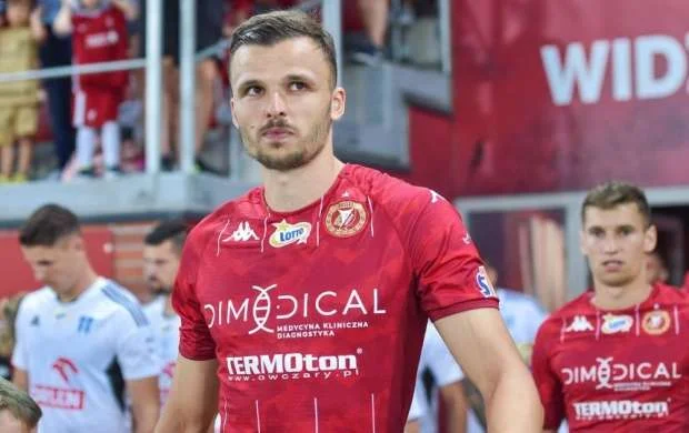 Polşalı yarımmüdafiəçi "Zirə"də? 