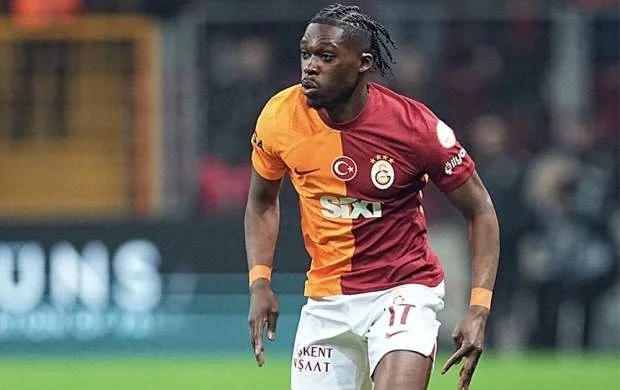 "Qalatarasay"ın müdafiəçisi Bundesliqaya transfer olur 
