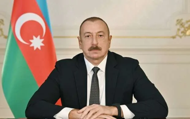 İlham Əliyev jurnalistləri təbrik etdi 