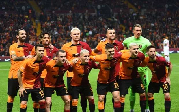 "Qalatasaray"ın yeni kapitanı açıqlandı 