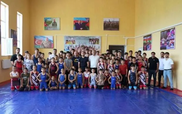 Füzulidə yeni güləş mərkəzi istifadəyə verildi 
