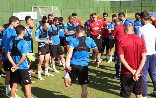 "Araz-Naxçıvan" Avrokuboklarda ilk qələbəsini qazandı 