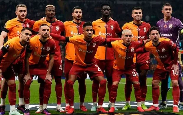 "Qalatasaray" bu futbolçu ilə müqavilənin müddətini uzatdı 
