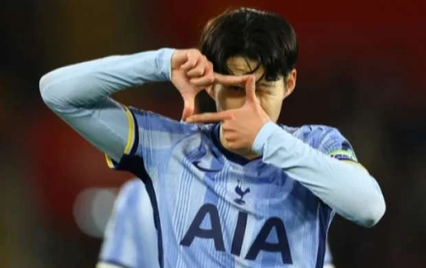 "Tottenhem" MLS-in tarixinə düşən Sonun transferini açıqladı 