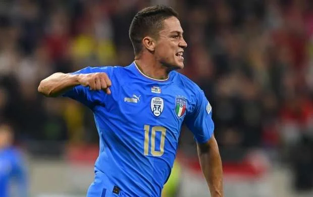 İspaniya nəhəngi italiyalı futbolçu ilə gücləndi 