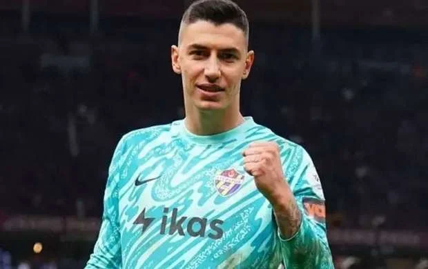 Fransa klubu türkiyəli futbolçunu heyətinə qatdı 